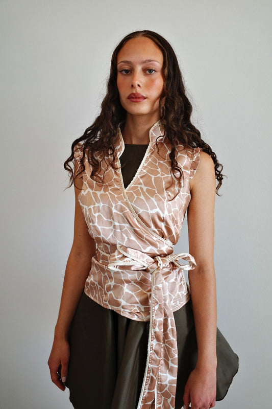 GIRAFFE WRAP VEST