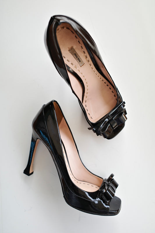 MIU MIU F/W 2010 PUMPS