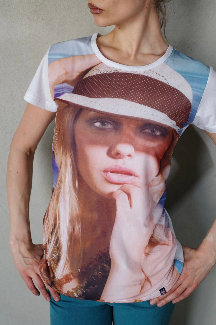 EARLY 00s FACE PRINT SHIRT