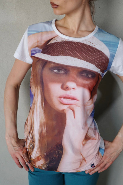 EARLY 00s FACE PRINT SHIRT