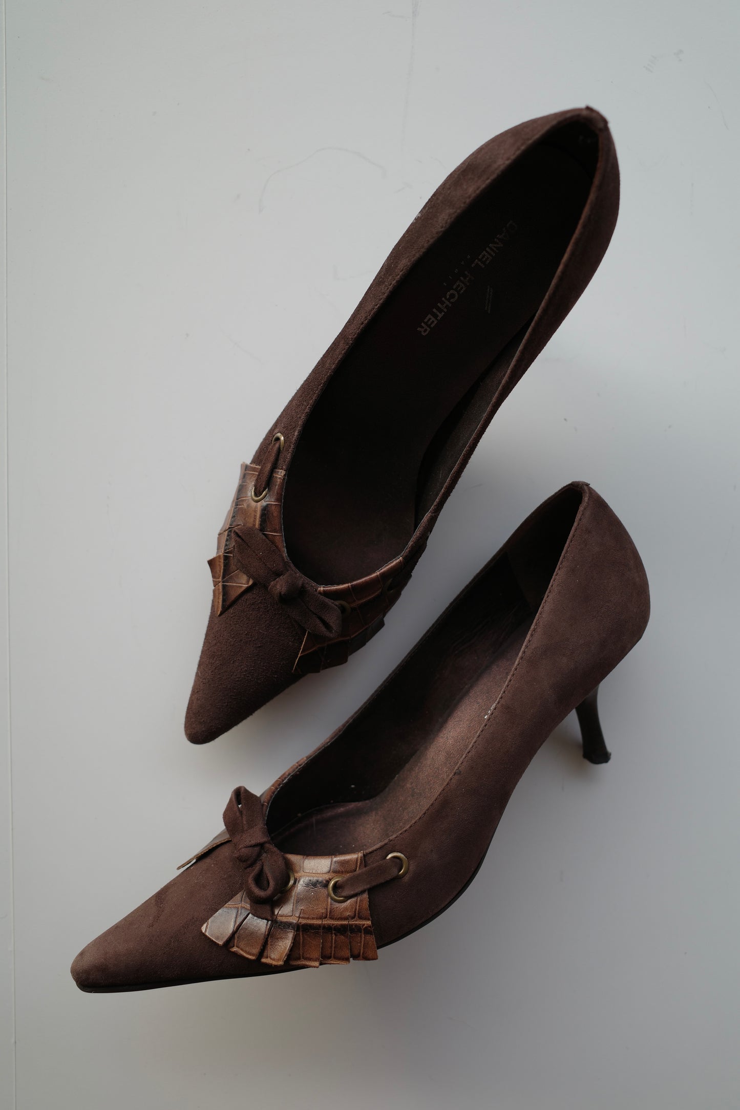 DANIEL HECHTER SUEDE KITTEN HEELS