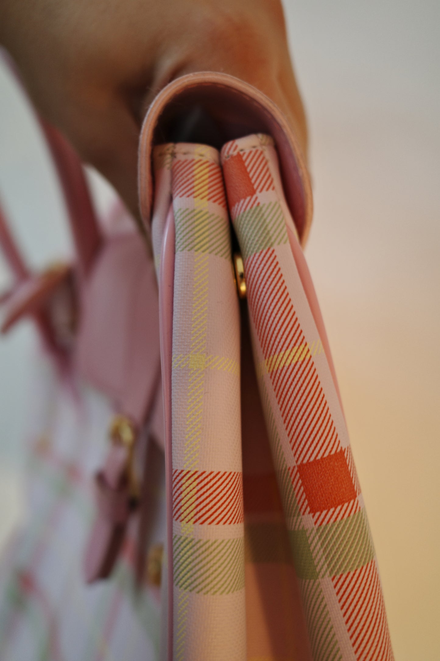 CHECKERED BABYPINK FIRKIN BAG