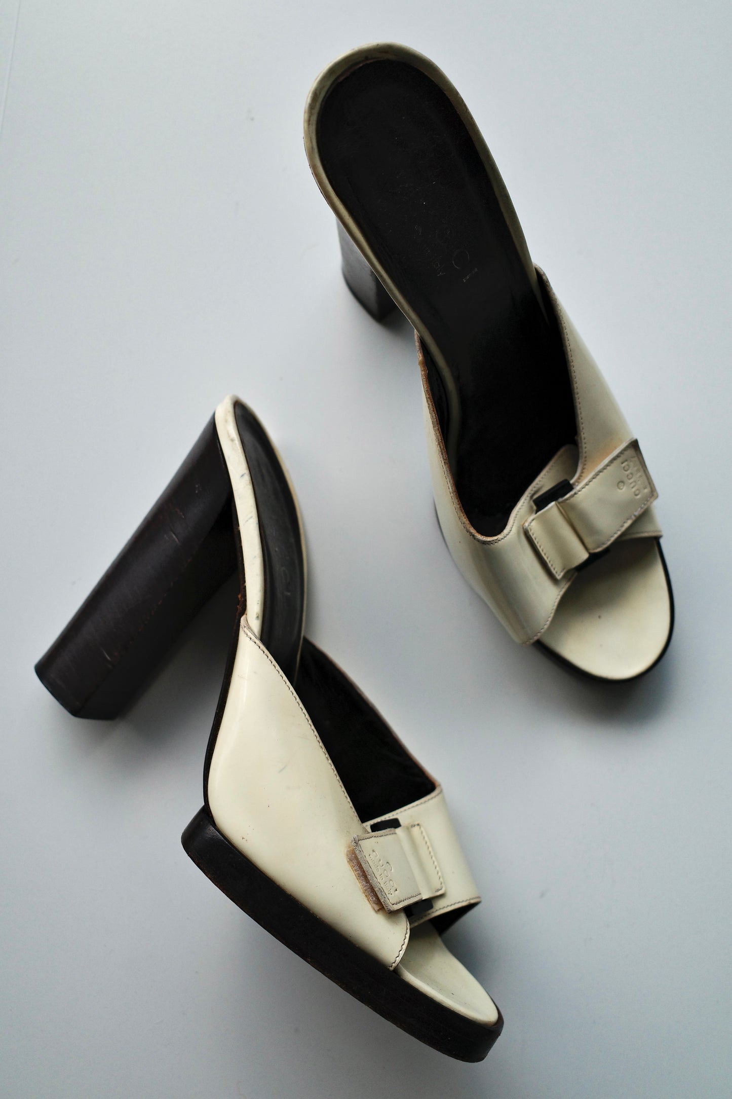 GUCCI BY TOM FORD BLOCK MULES