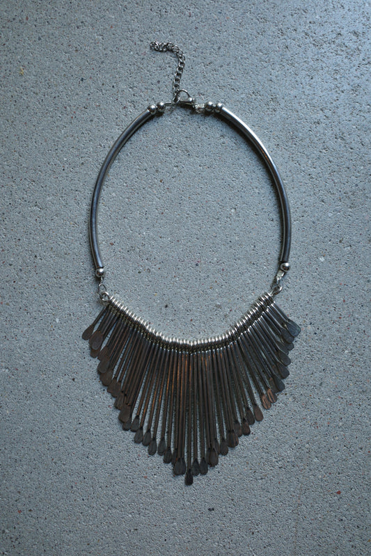 STEEL STATEMENT NECKLACE
