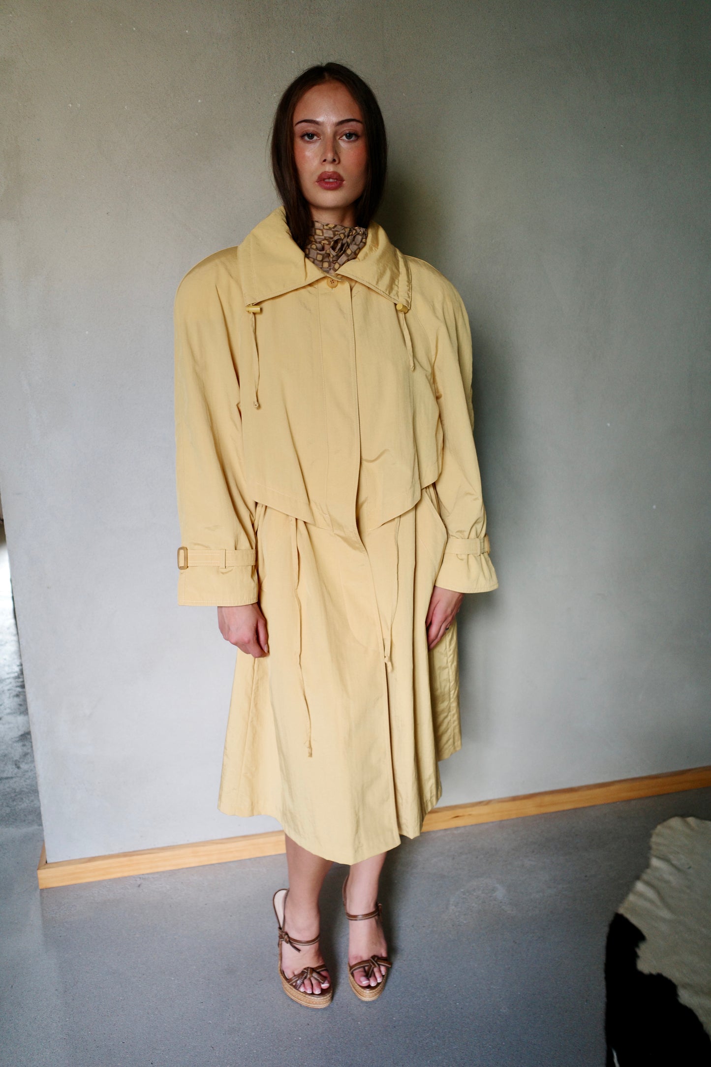 80s BUTTERYELLOW TRENCHCOAT