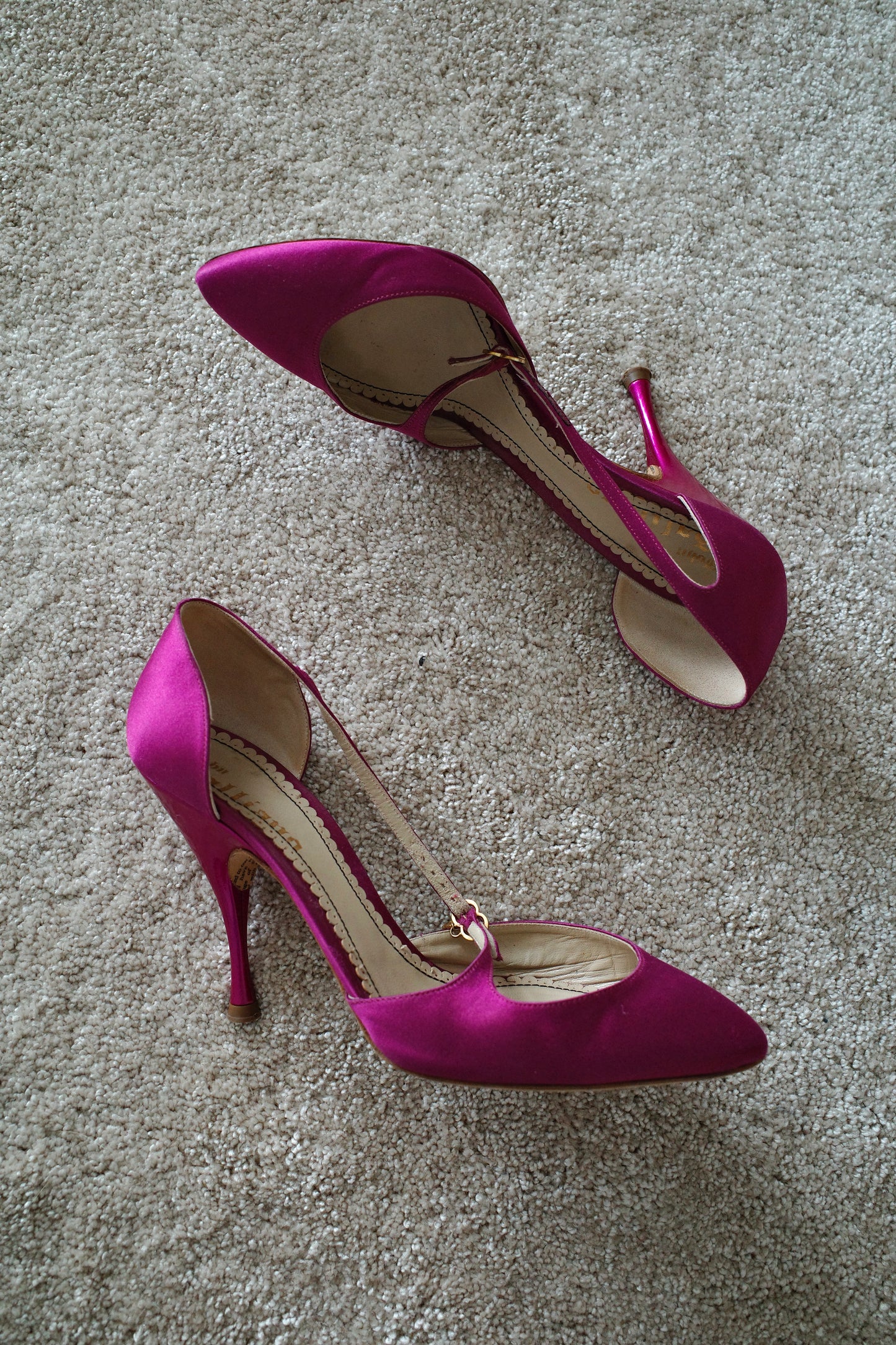 GALLIANO SATIN PUMPS
