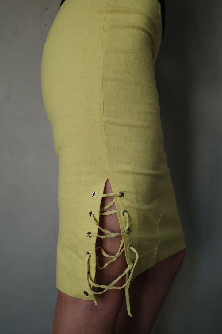 LACE-UP PENCIL SKIRT