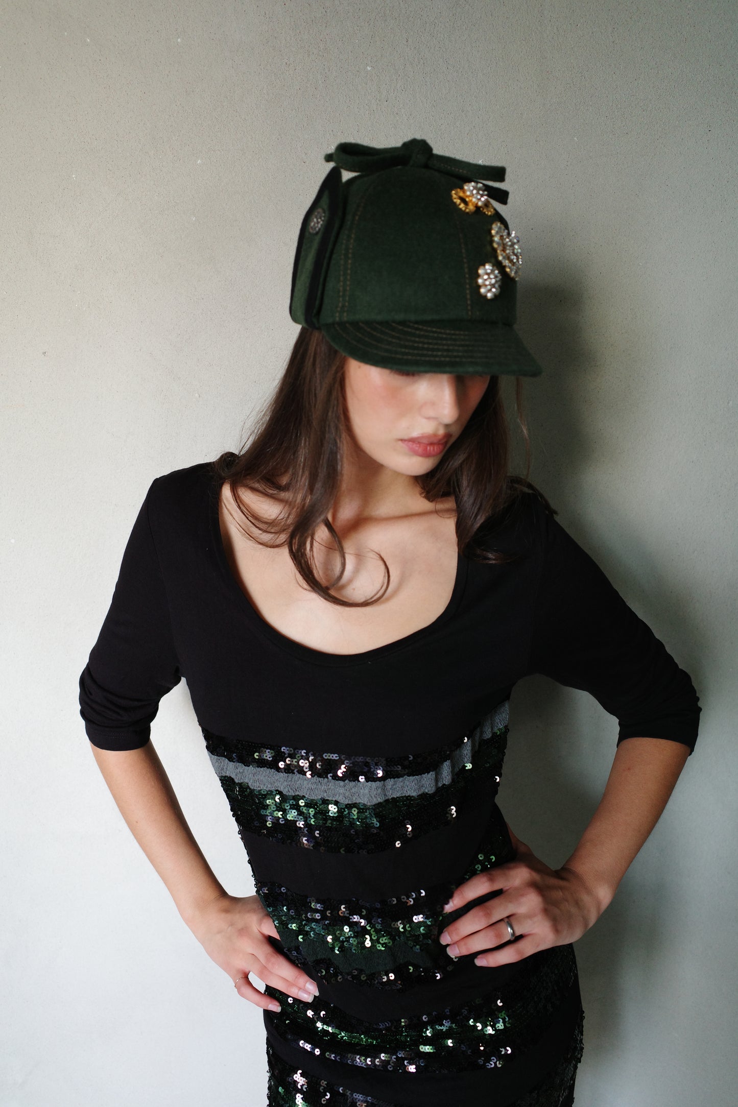 MIU MIU F/W 2019 BROOCH WOOL CAP