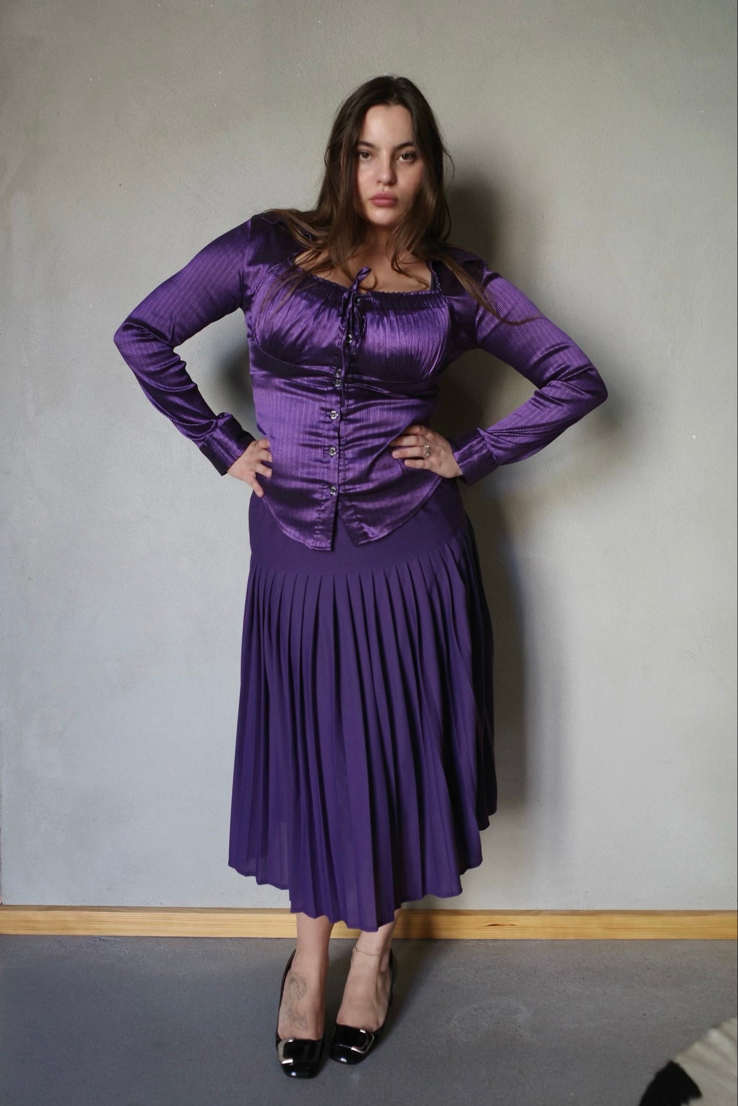 PLEATED MIDI SKIRT