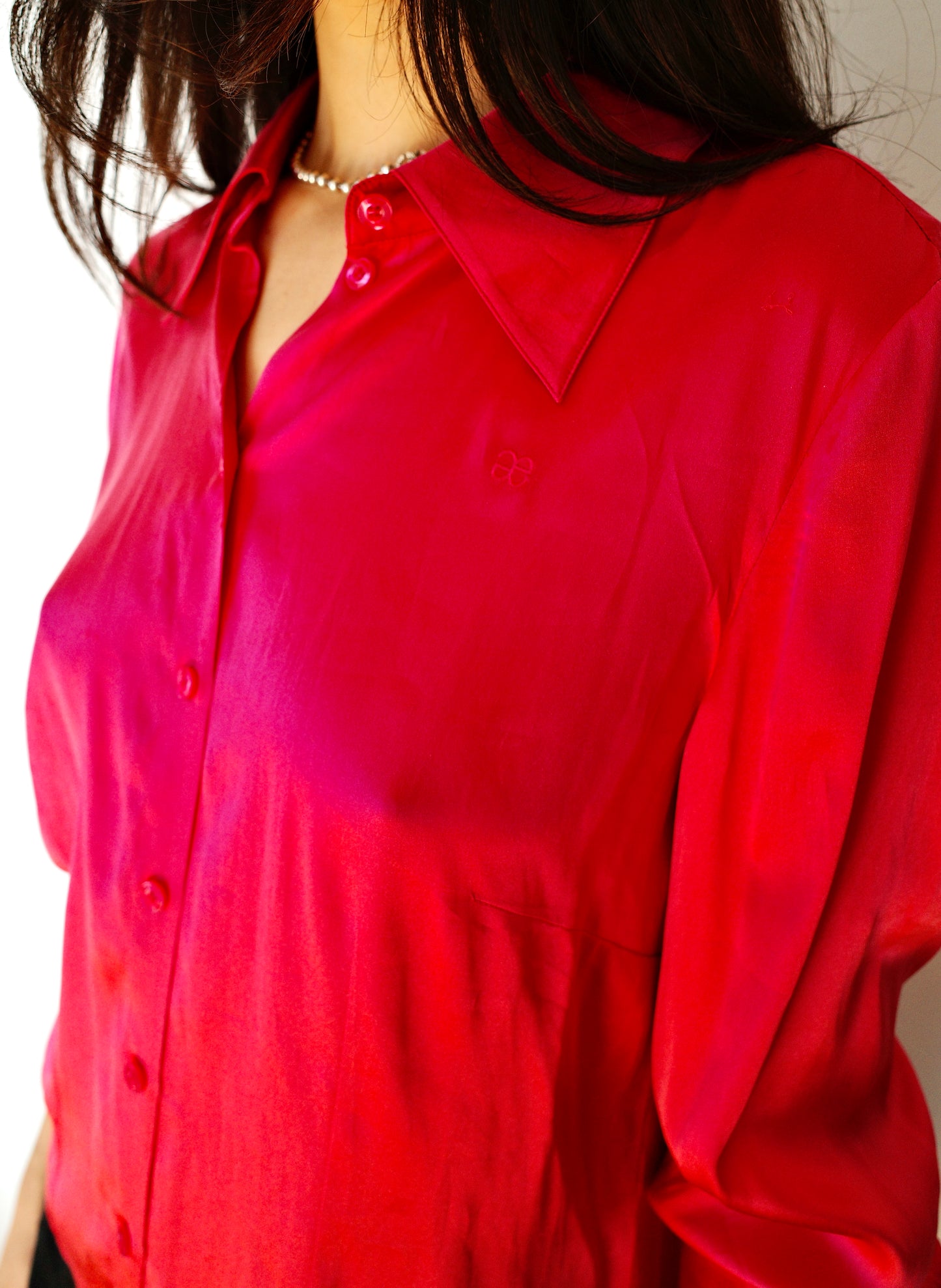 VINTAGE ELEGANCE 100% SILK BLOUSE