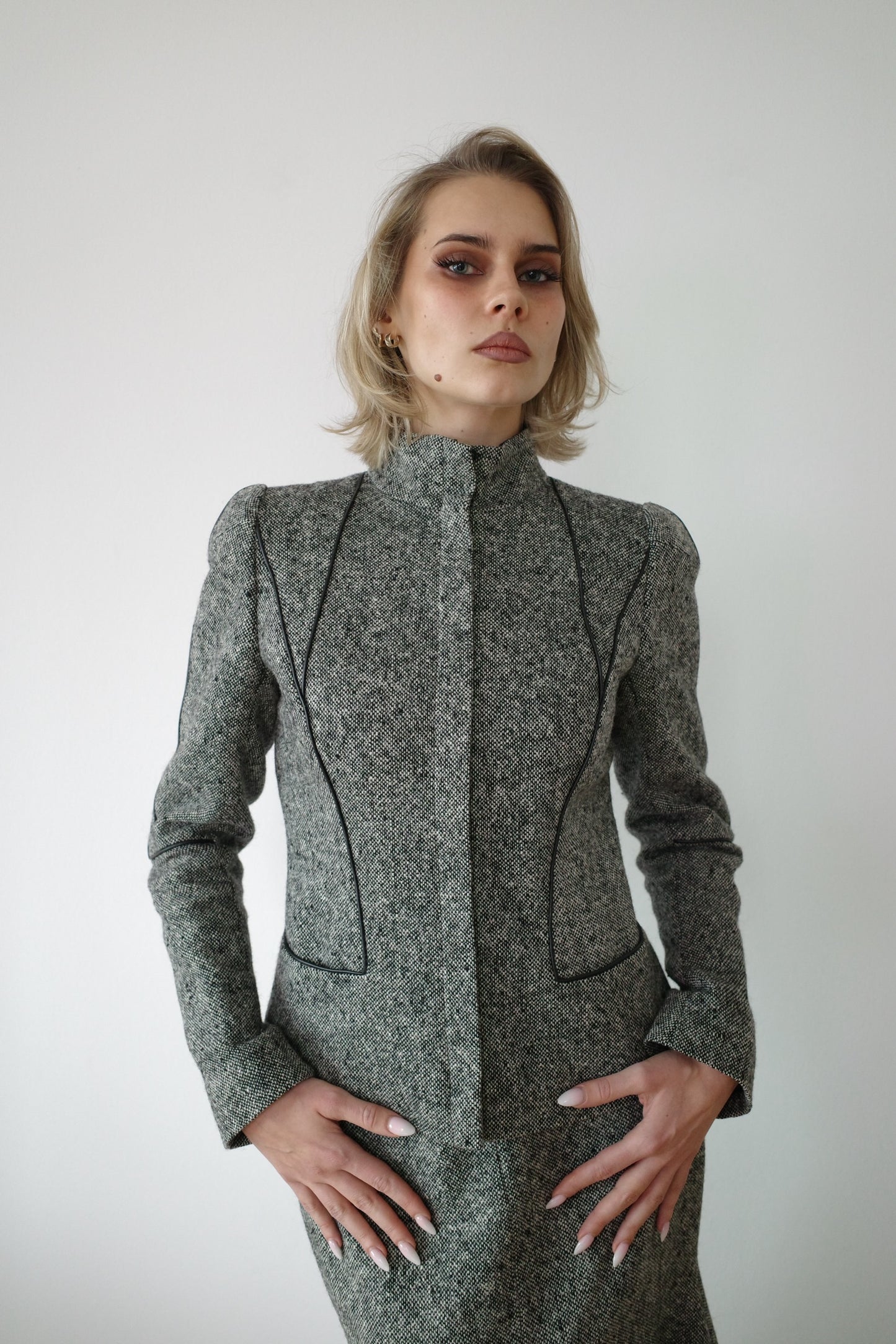 ALEXANDER MCQUEEN F/W 2004 TWO PIECE WOOL SUIT