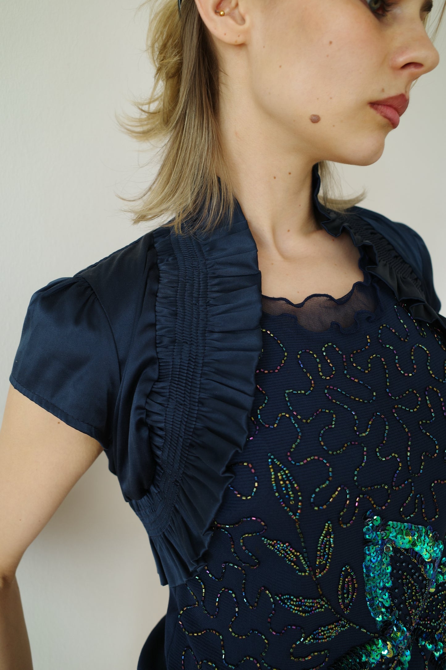 SILKY RUFFLE BOLERO