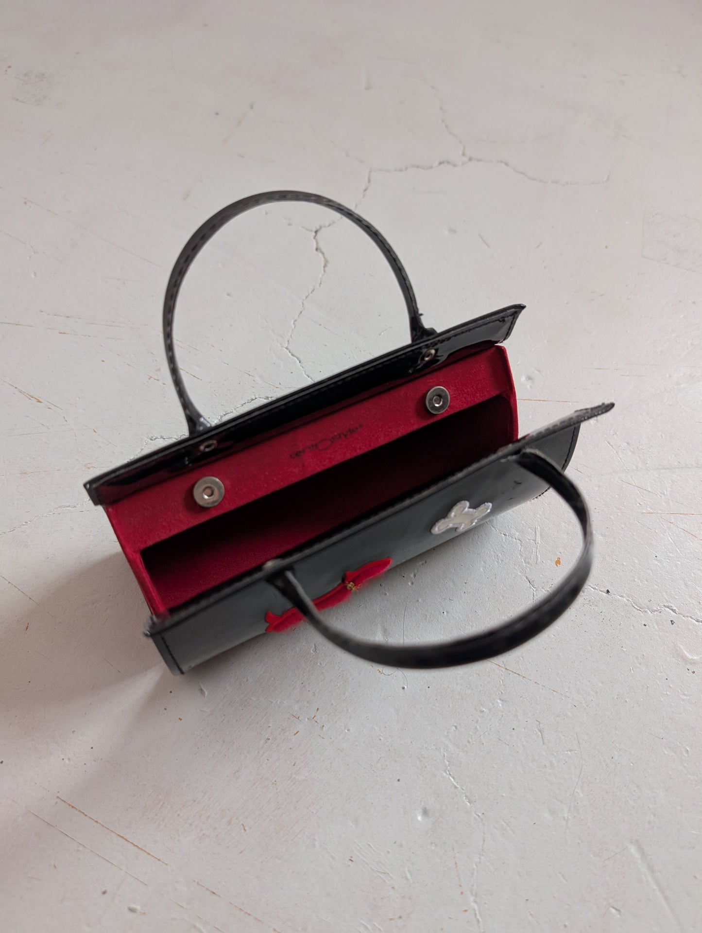 PATENT LEATHER "DACHSHUND" BAG