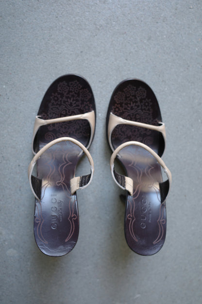 GUCCI BY TOM FORD NUDE SANDALS