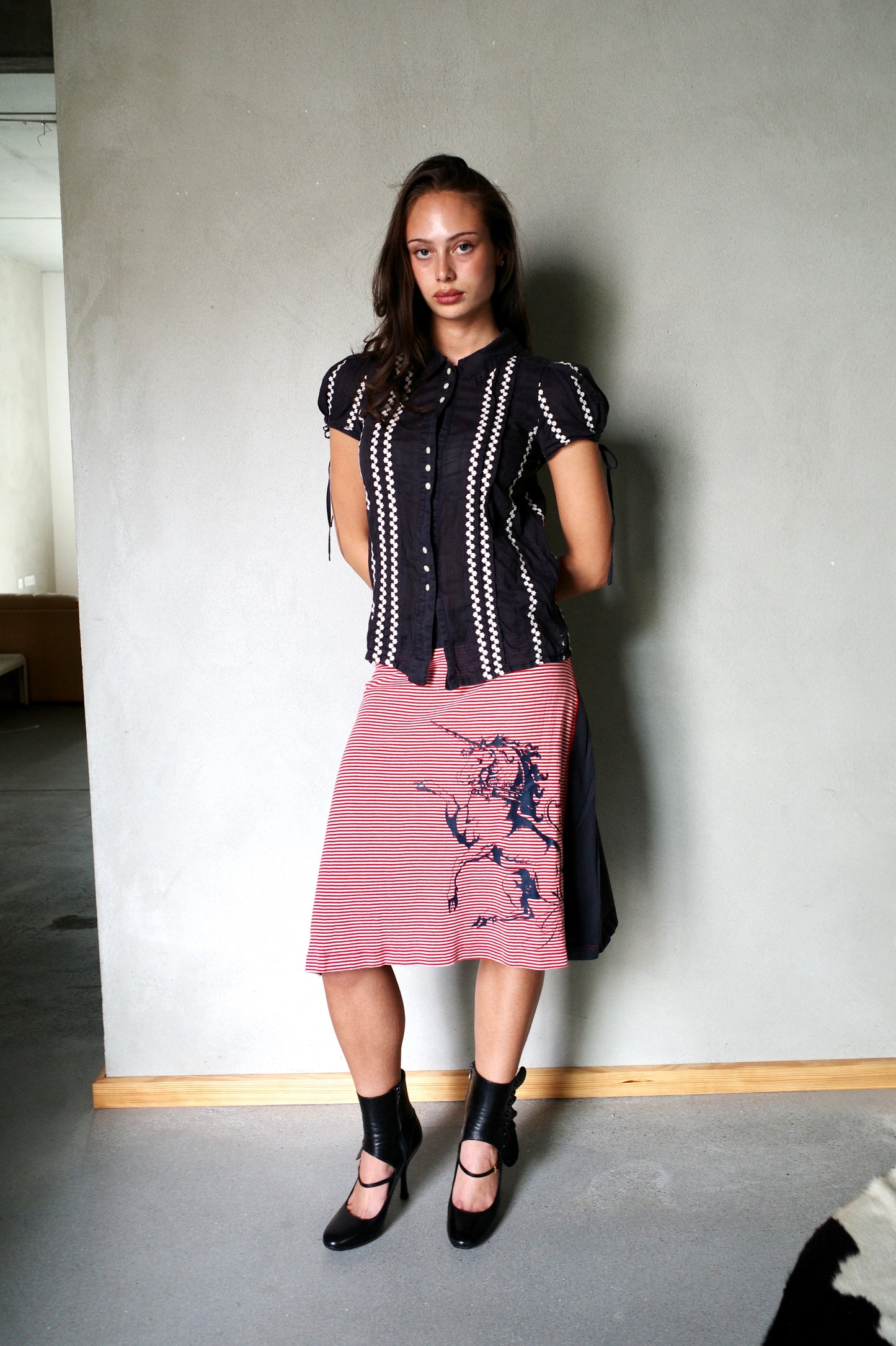 GSUS STRIPED MIDISKIRT UNICORN PRINT