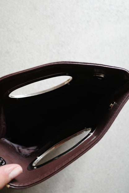 RETRO STYLE CLUTCH