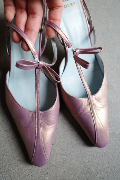 VINTAGE METALLIC KITTEN HEELS